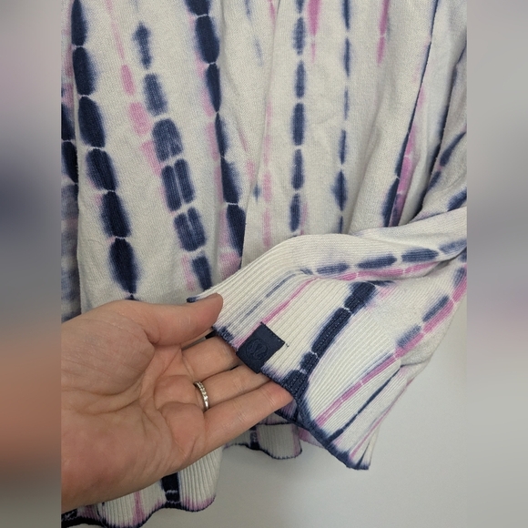 Lululemon Tie Dye Crewneck Cashmere Blend Sweater - size 8 - Picture 6 of 8